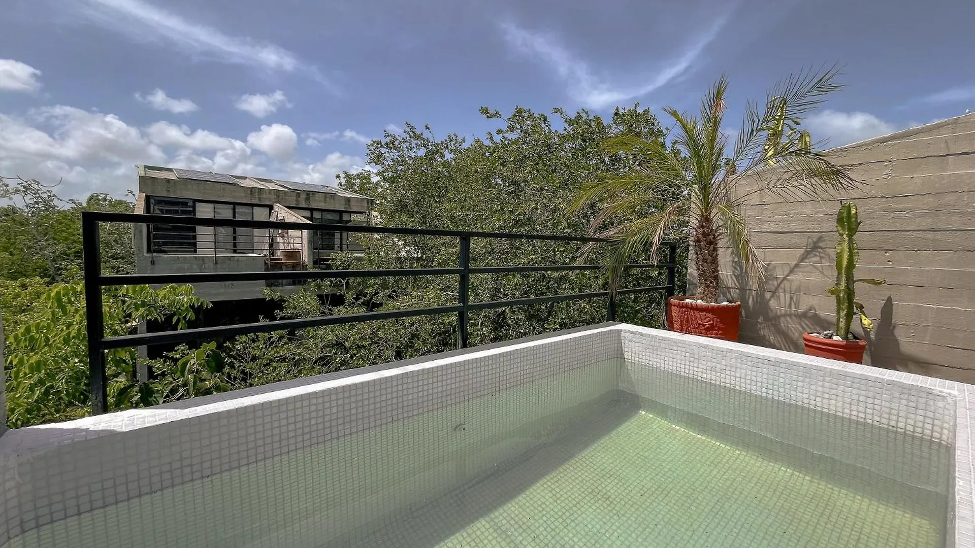 Apartament Lujoso Penthouse Remodelado De Tres Pisos En Madara Tulum